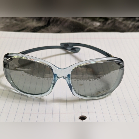 Sunglasses 😎 - Picture 2 of 12